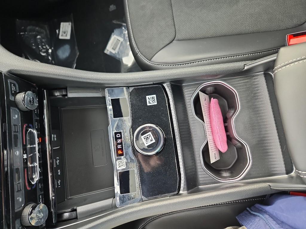 new 2025 Jeep Grand Cherokee L car, priced at $44,739