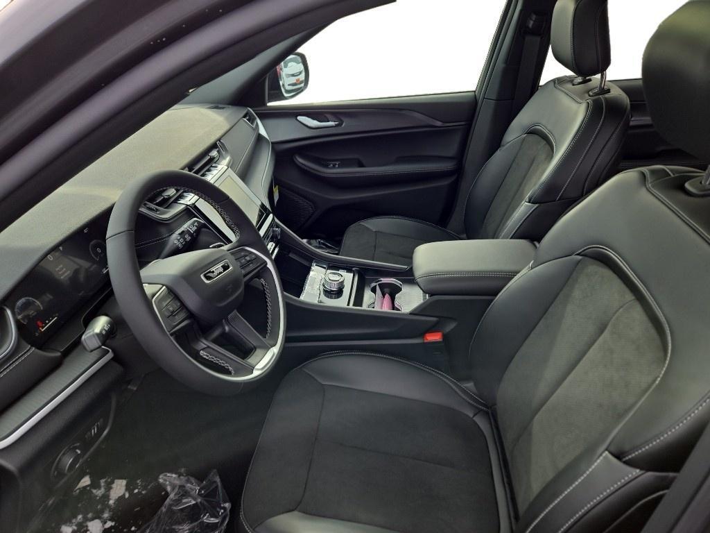 new 2025 Jeep Grand Cherokee L car, priced at $44,739