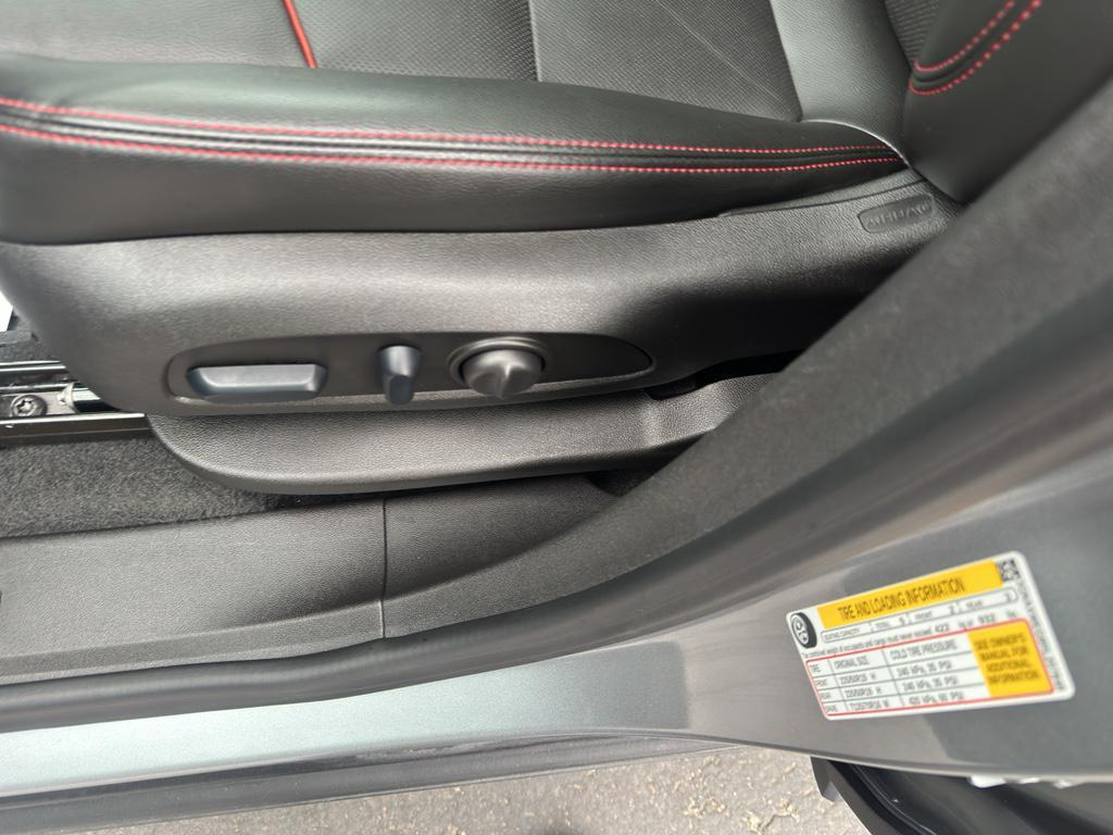 used 2024 Chevrolet Equinox car, priced at $31,299