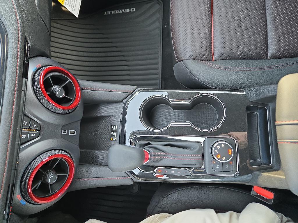 new 2025 Chevrolet Blazer car, priced at $50,026