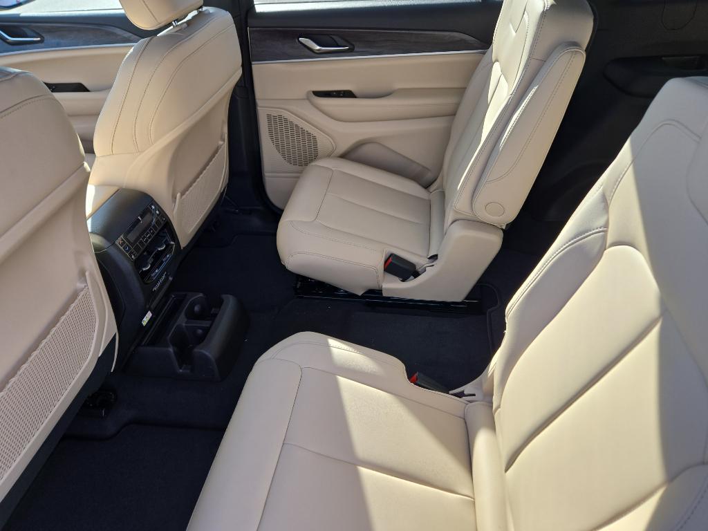 new 2025 Jeep Grand Cherokee L car, priced at $45,898