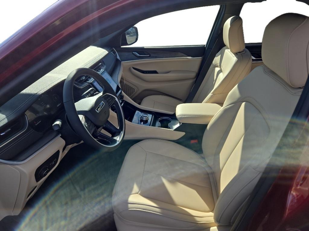 new 2025 Jeep Grand Cherokee L car, priced at $45,898