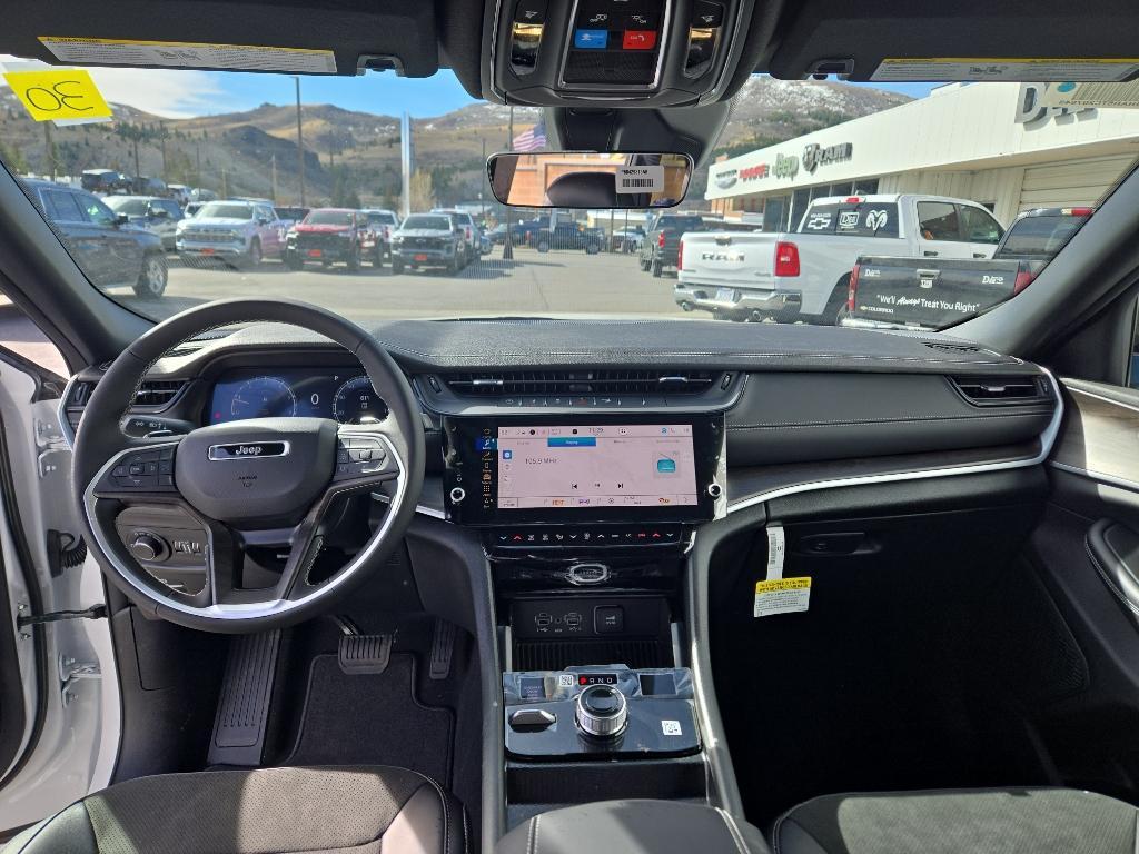 new 2026 Jeep Grand Cherokee car, priced at $46,689