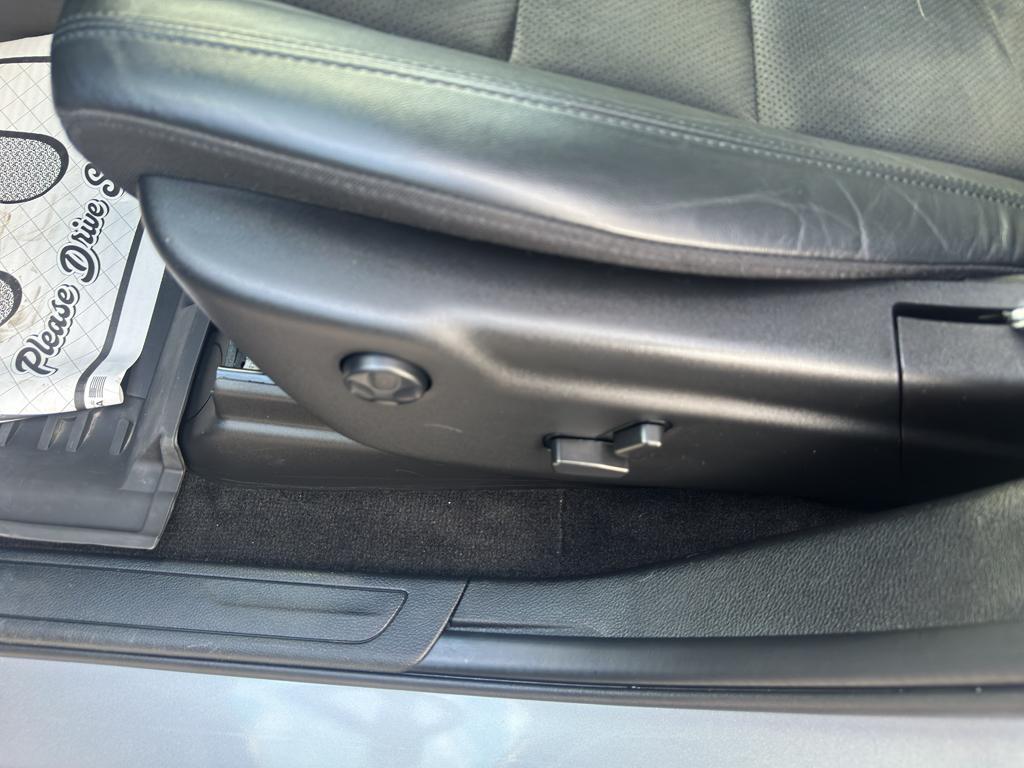 used 2021 Jeep Grand Cherokee car, priced at $25,299