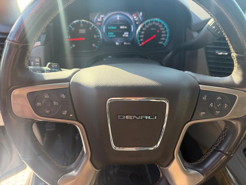 used 2017 GMC Yukon car, priced at $22,988