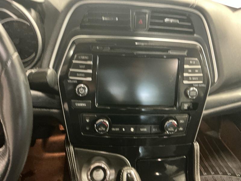 used 2021 Nissan Maxima car, priced at $25,999