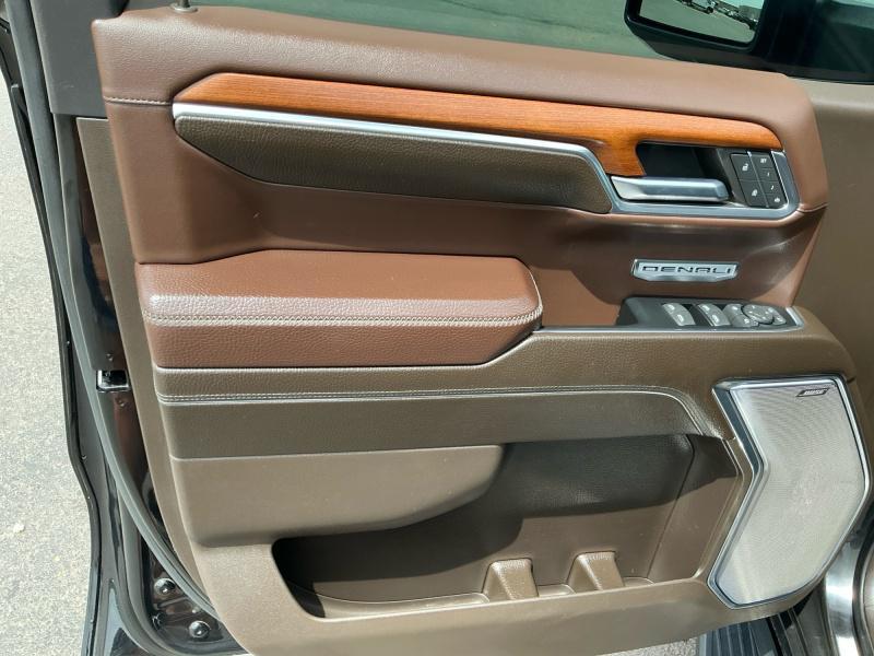 used 2023 GMC Sierra 1500 car, priced at $44,739