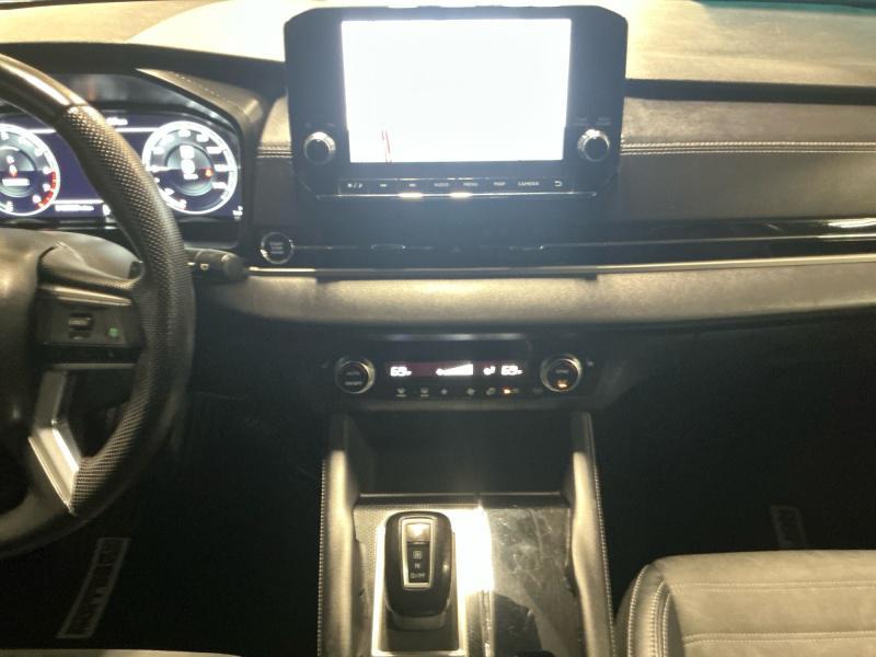 used 2023 Mitsubishi Outlander car, priced at $25,988