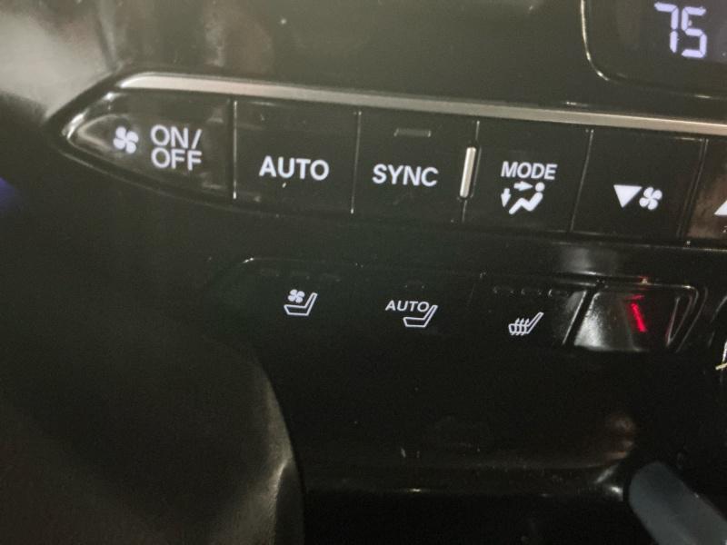 used 2023 Acura MDX car, priced at $43,988