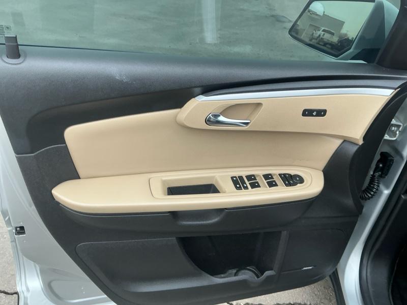 used 2012 Chevrolet Traverse car, priced at $7,988