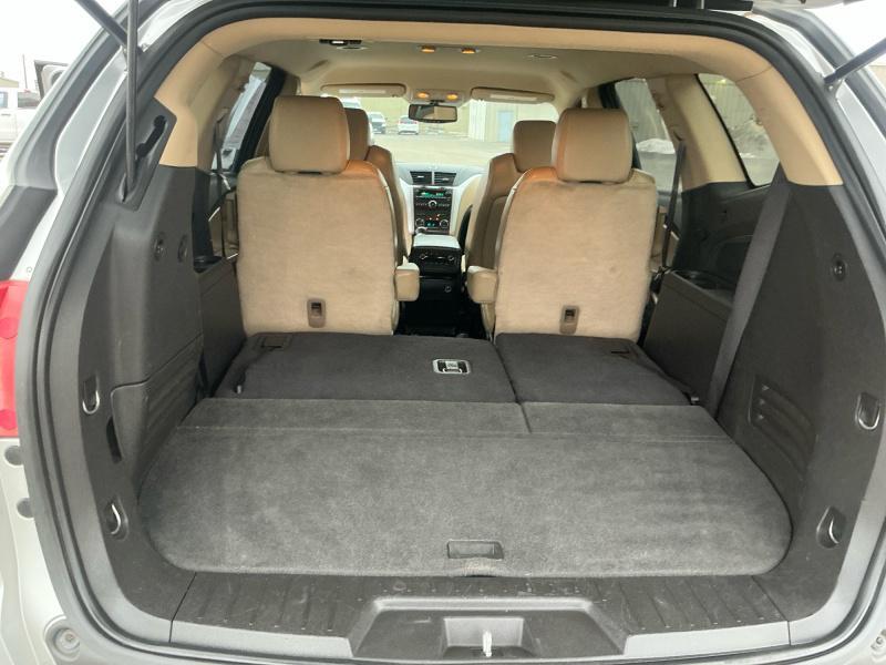 used 2012 Chevrolet Traverse car, priced at $7,988