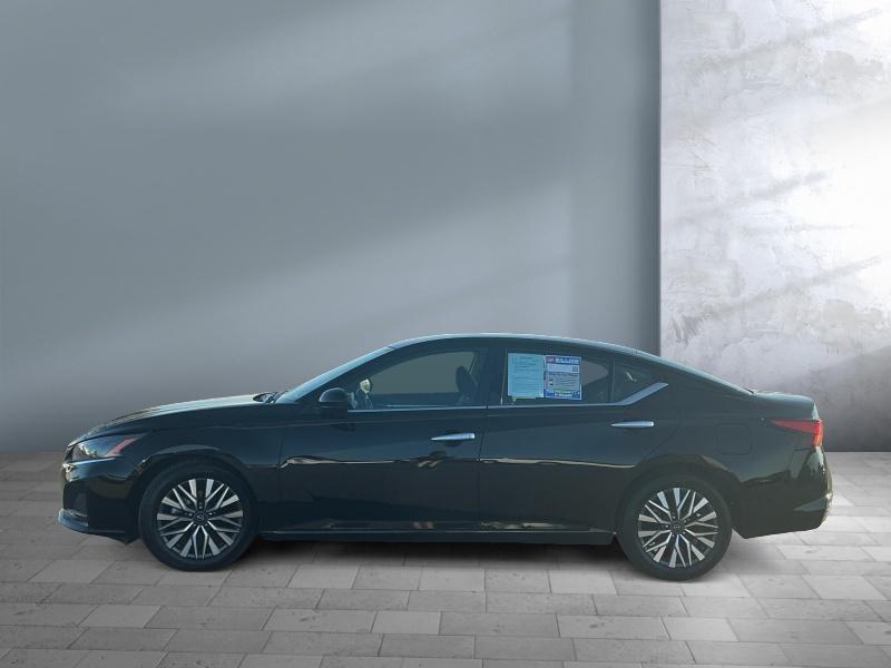 used 2023 Nissan Altima car, priced at $21,988