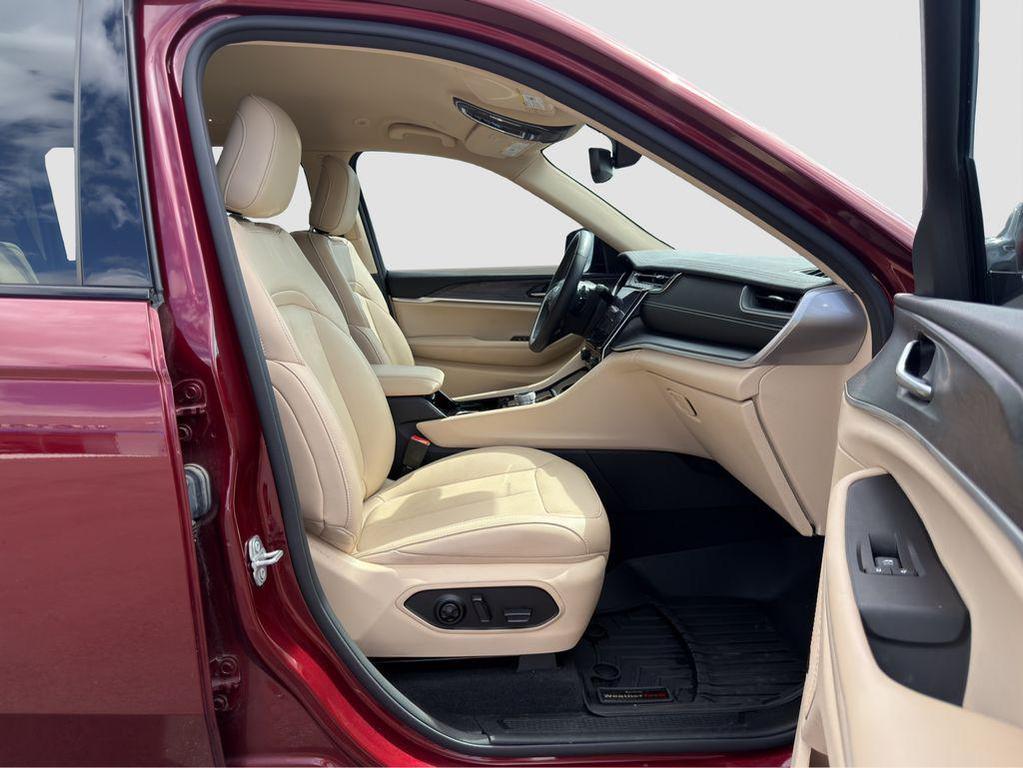 used 2021 Jeep Grand Cherokee L car, priced at $29,777