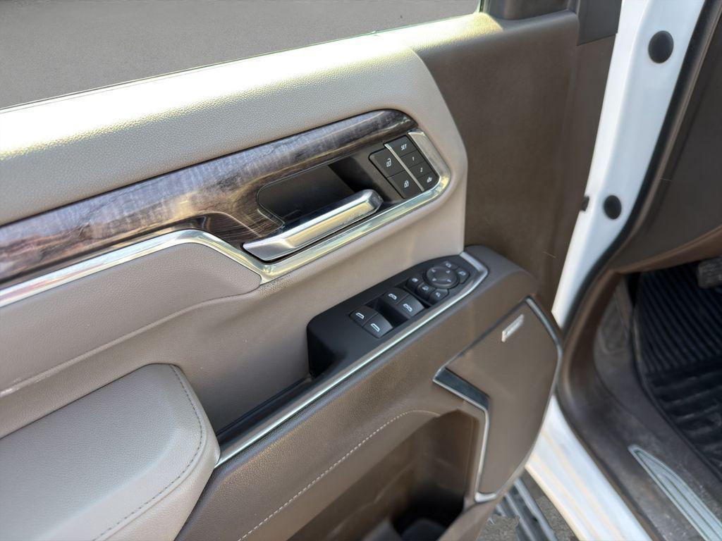 used 2024 Chevrolet Silverado 2500 car, priced at $48,777