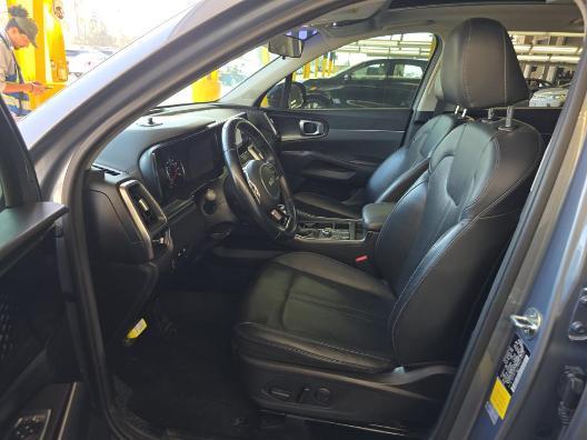 used 2022 Kia Sorento car, priced at $22,995