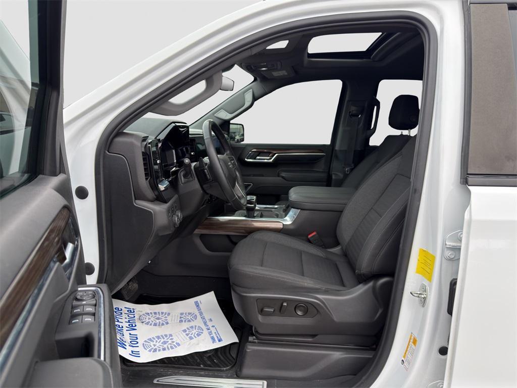 used 2023 Chevrolet Silverado 1500 car, priced at $39,000