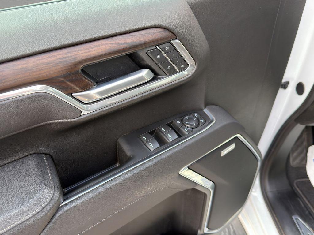 used 2025 GMC Sierra 1500 car, priced at $49,995