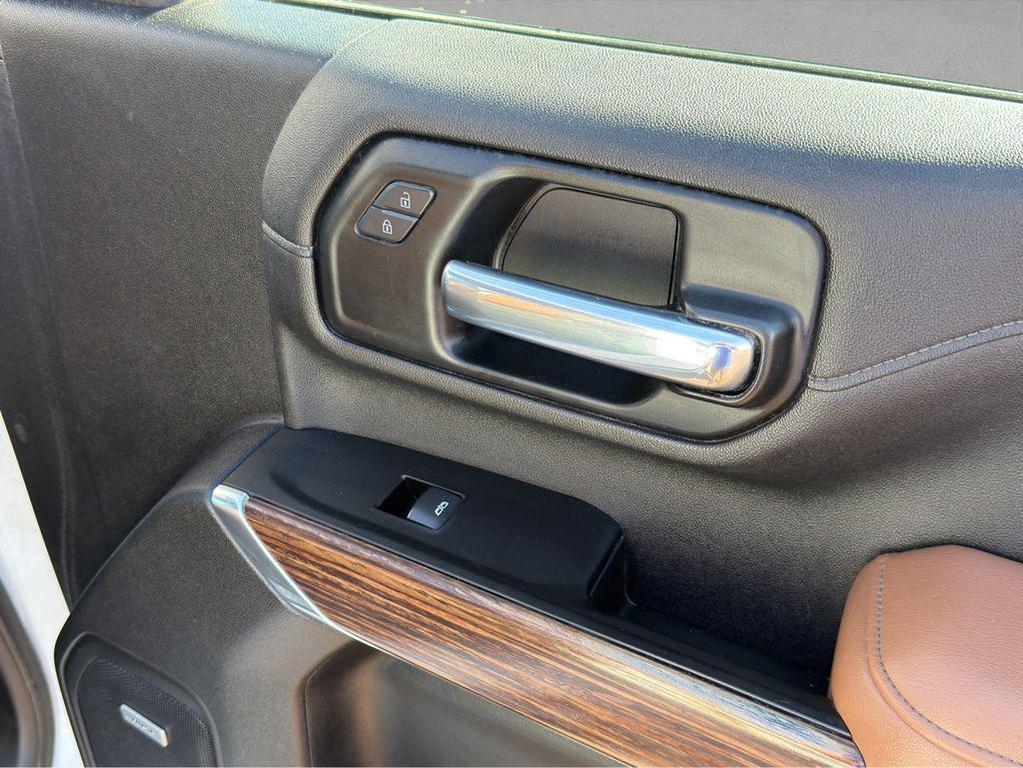 used 2021 Chevrolet Silverado 2500 car, priced at $45,098