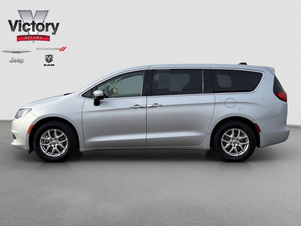 used 2023 Chrysler Voyager car