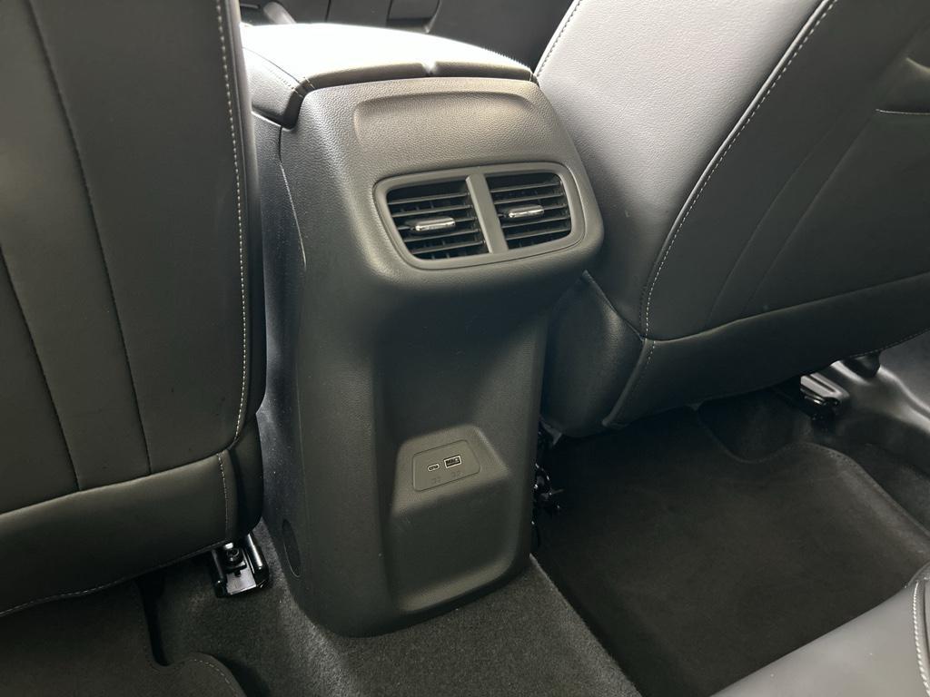 used 2025 Buick Envision car, priced at $29,990