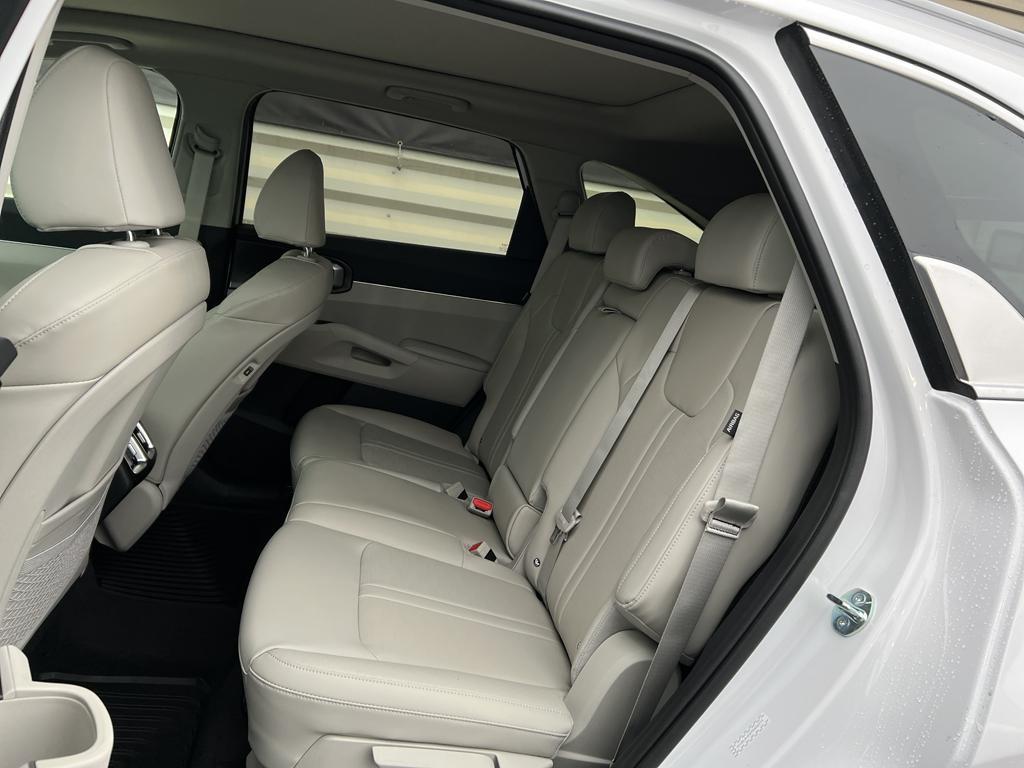 new 2026 Kia Sorento car, priced at $39,595