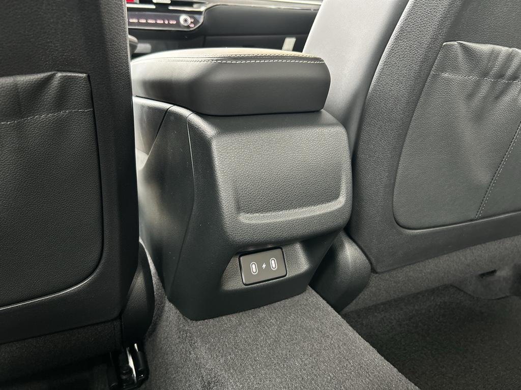 new 2026 Kia K5 car, priced at $31,230