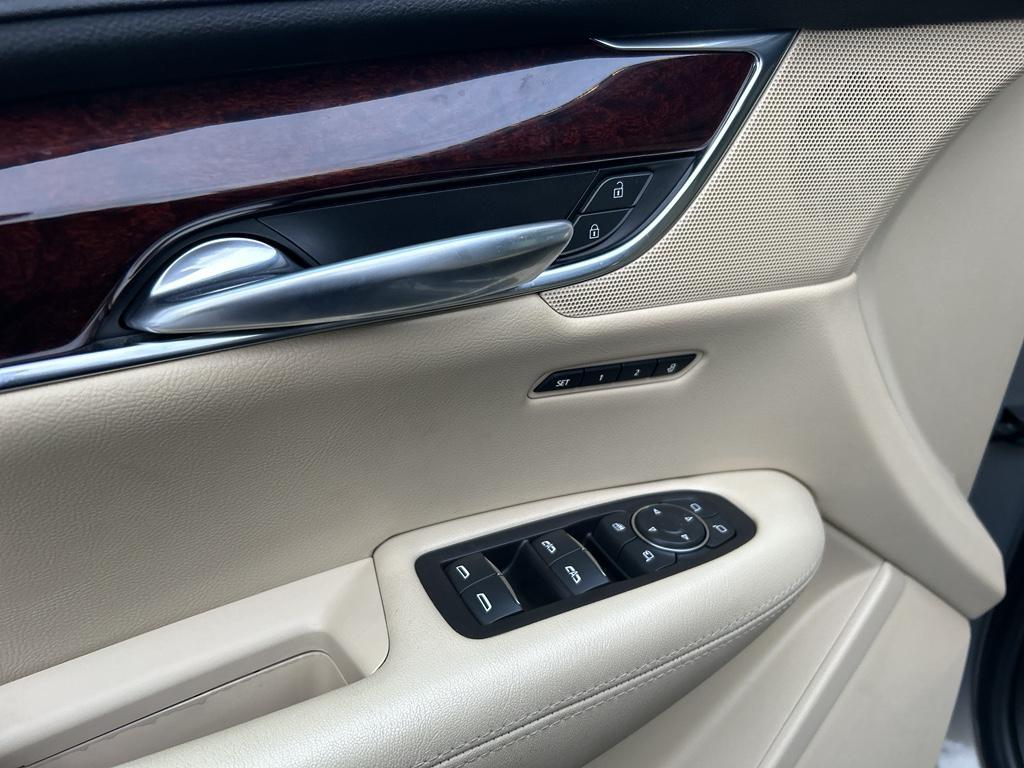 used 2019 Cadillac XT5 car, priced at $29,350