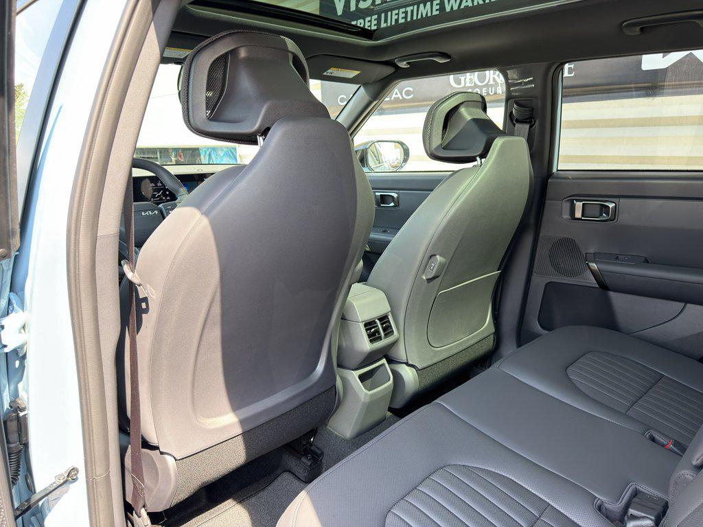 new 2027 Kia Seltos car, priced at $32,824
