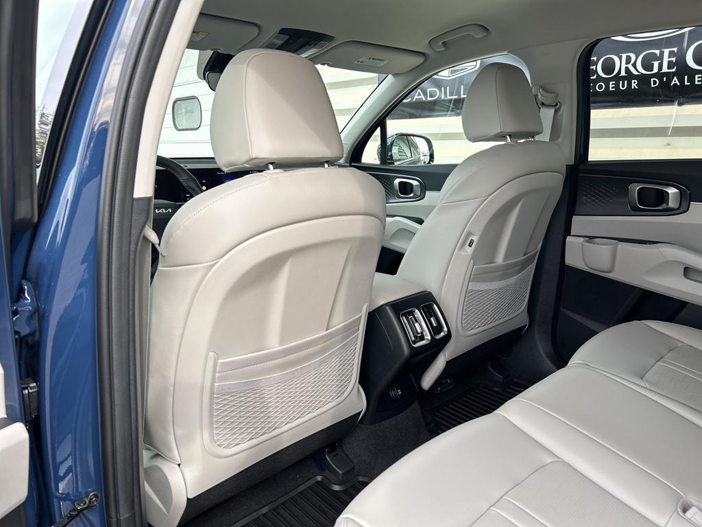 new 2026 Kia Sorento car, priced at $39,620