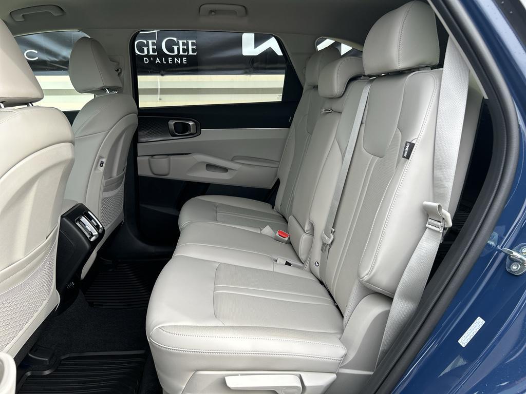 new 2026 Kia Sorento car, priced at $39,620