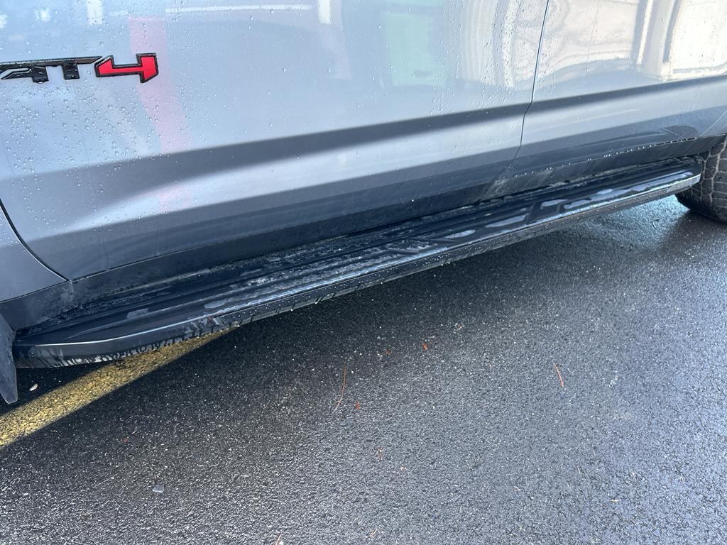 used 2023 GMC Yukon XL car, priced at $53,500