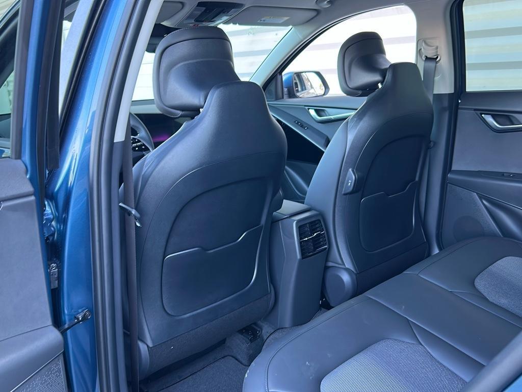new 2025 Kia Niro car, priced at $29,490