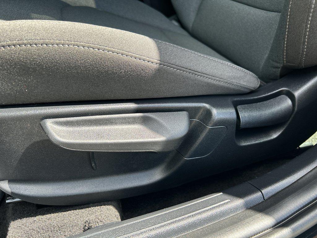 used 2025 Kia K4 car, priced at $21,900