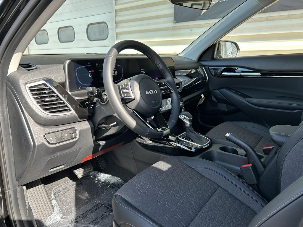 new 2026 Kia Seltos car, priced at $28,190