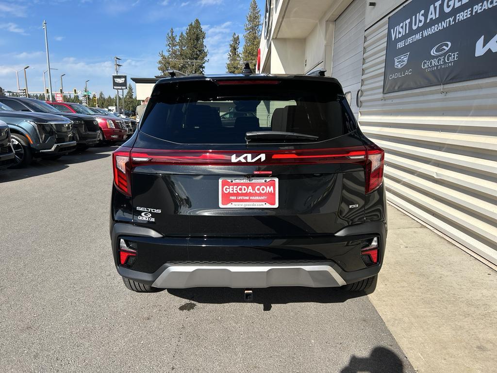 new 2026 Kia Seltos car, priced at $28,190