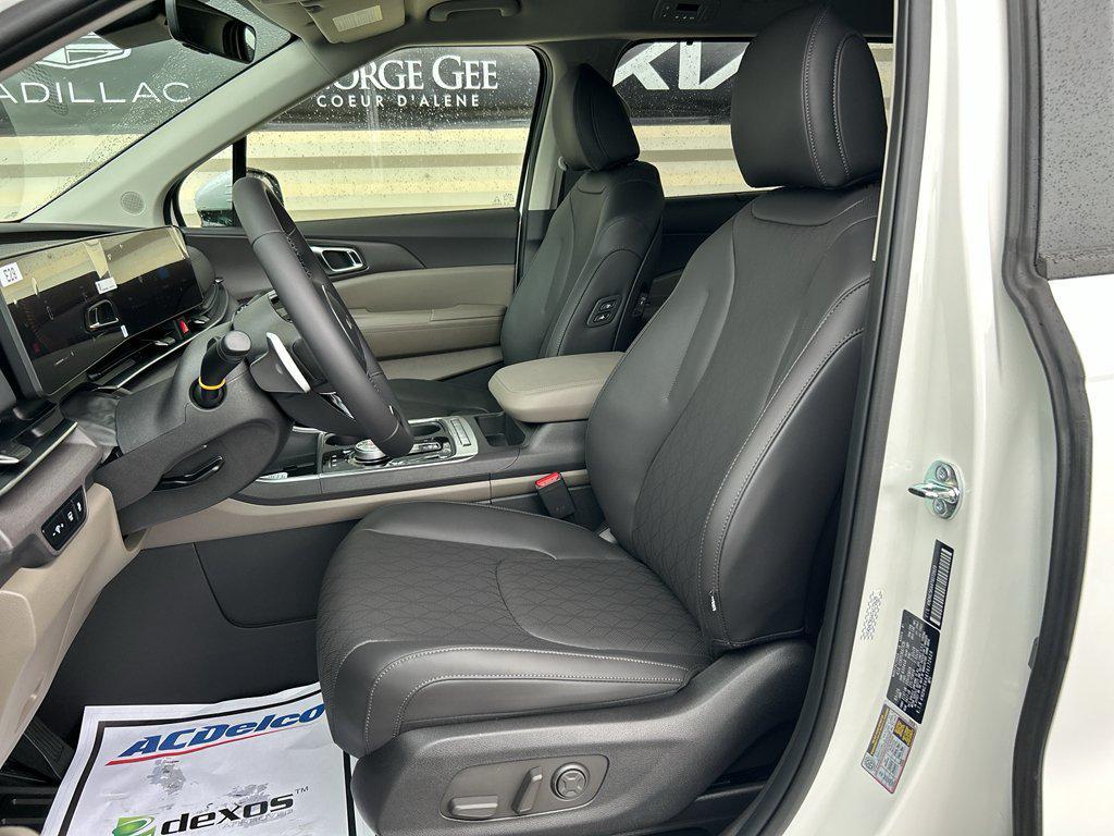 new 2026 Kia Carnival Hybrid car, priced at $45,919