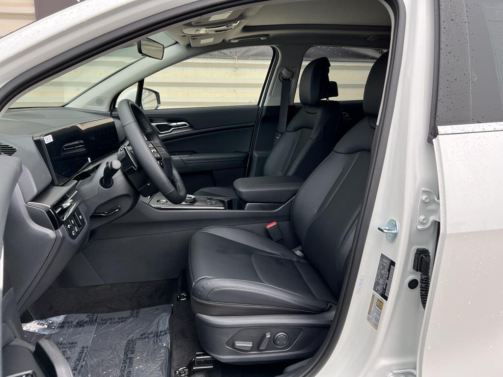 new 2026 Kia Sportage Hybrid car, priced at $35,660