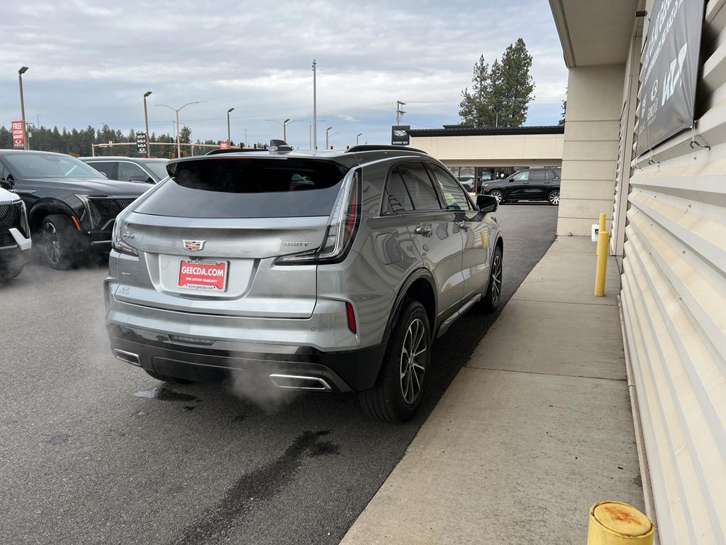 used 2025 Cadillac XT4 car, priced at $43,000