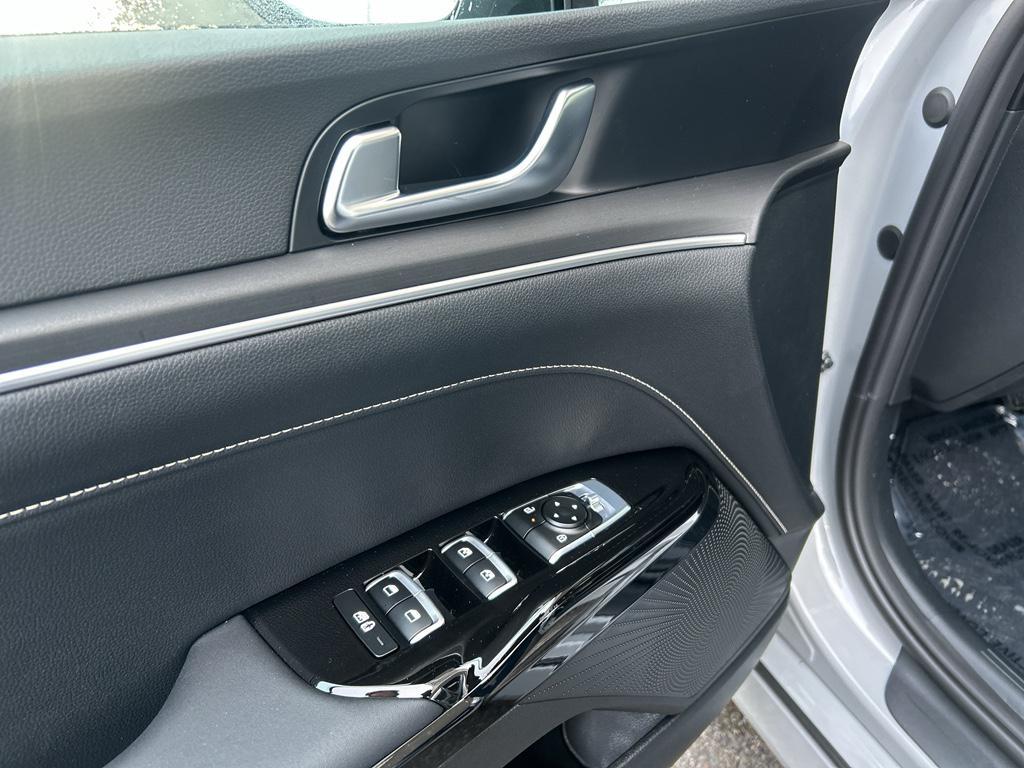 new 2026 Kia K5 car, priced at $31,230