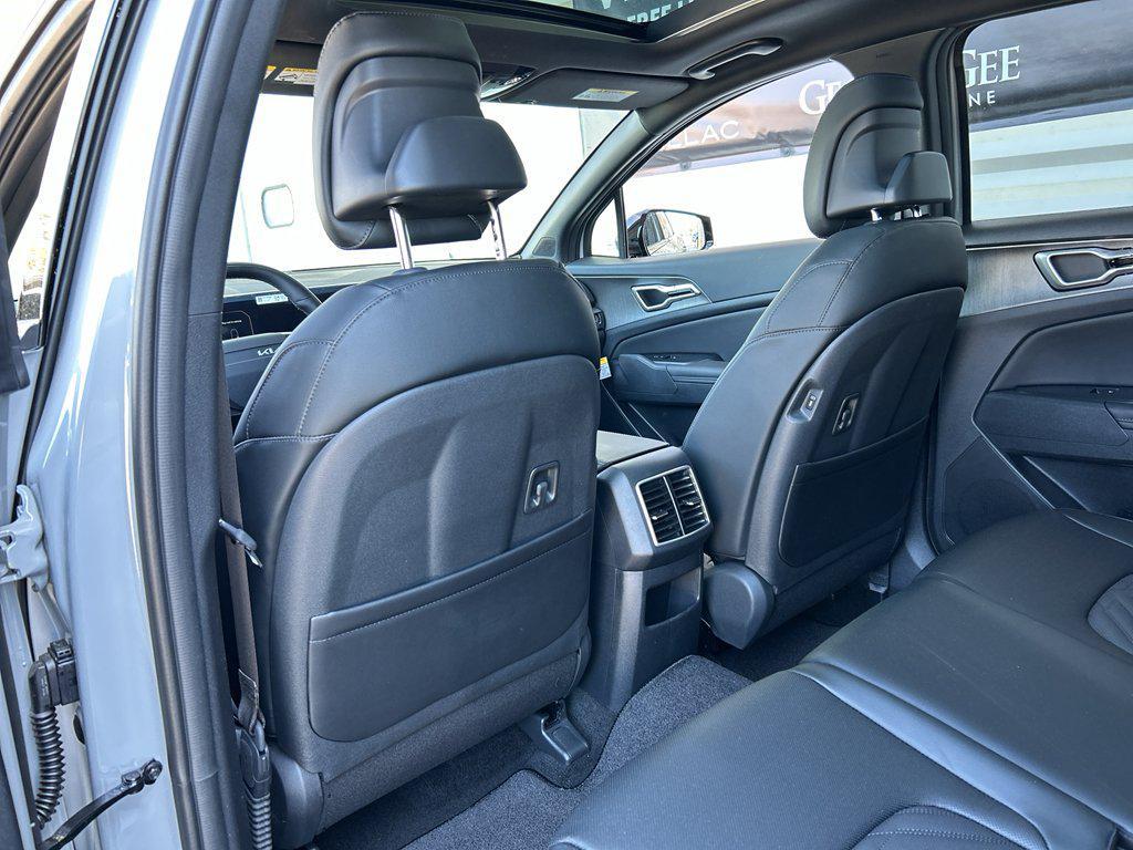 new 2026 Kia Sportage car, priced at $39,245