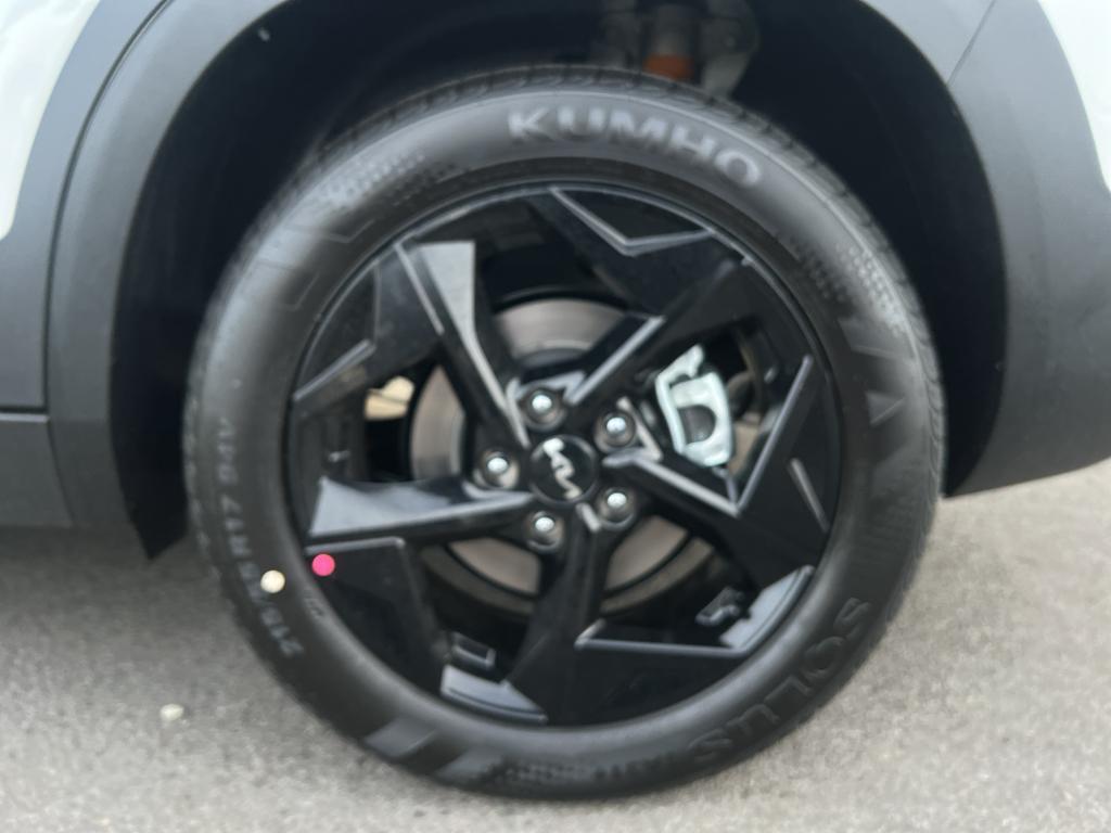 new 2026 Kia Seltos car, priced at $30,690