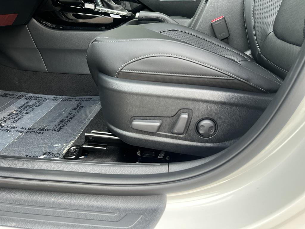 new 2026 Kia Seltos car, priced at $30,690