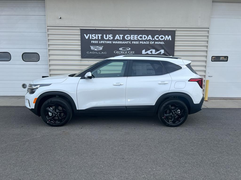 new 2026 Kia Seltos car, priced at $30,690