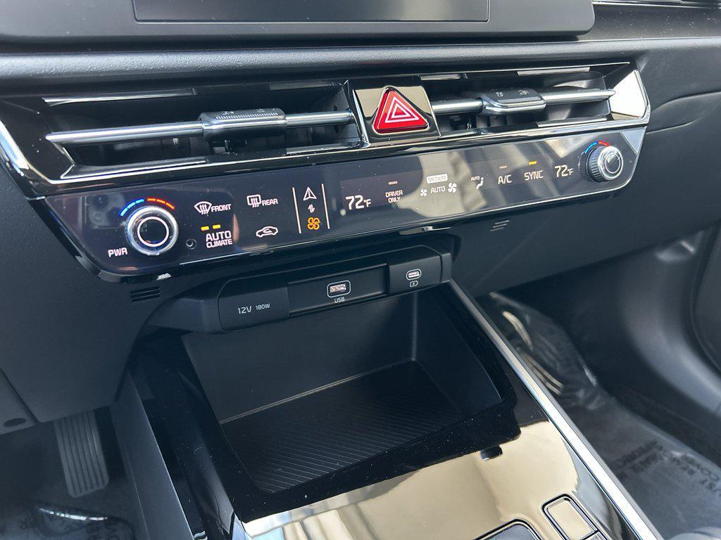 new 2026 Kia Niro car, priced at $27,635
