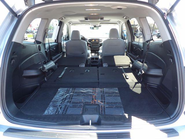 used 2022 Honda Pilot car, priced at $29,987