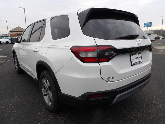new 2025 Honda Pilot car, priced at $47,550