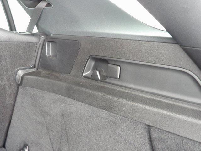 used 2020 Mercedes-Benz GLE 350 car, priced at $31,945