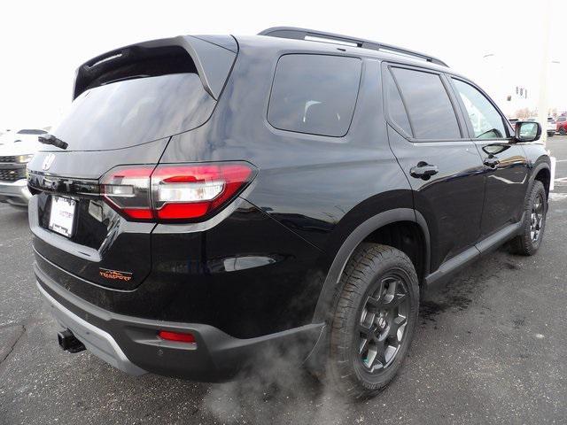 new 2025 Honda Pilot car, priced at $50,895