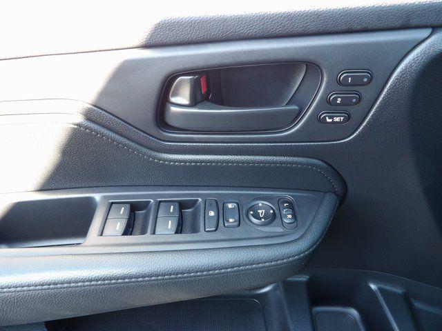 used 2025 Honda Odyssey car, priced at $38,856