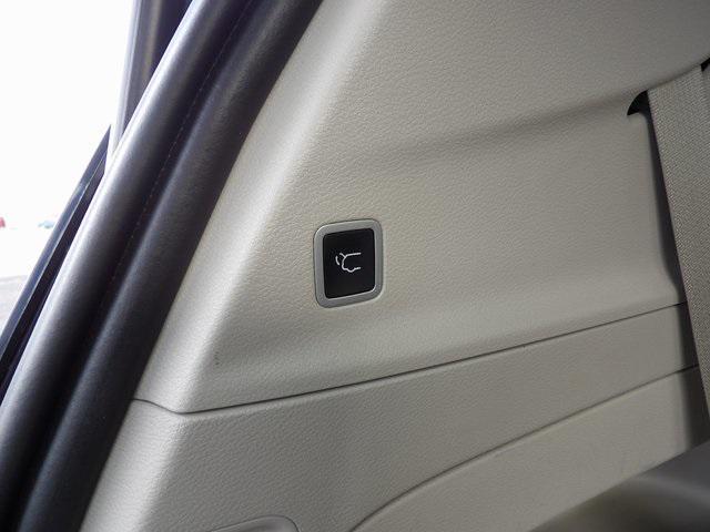 used 2024 Chrysler Pacifica car, priced at $28,910